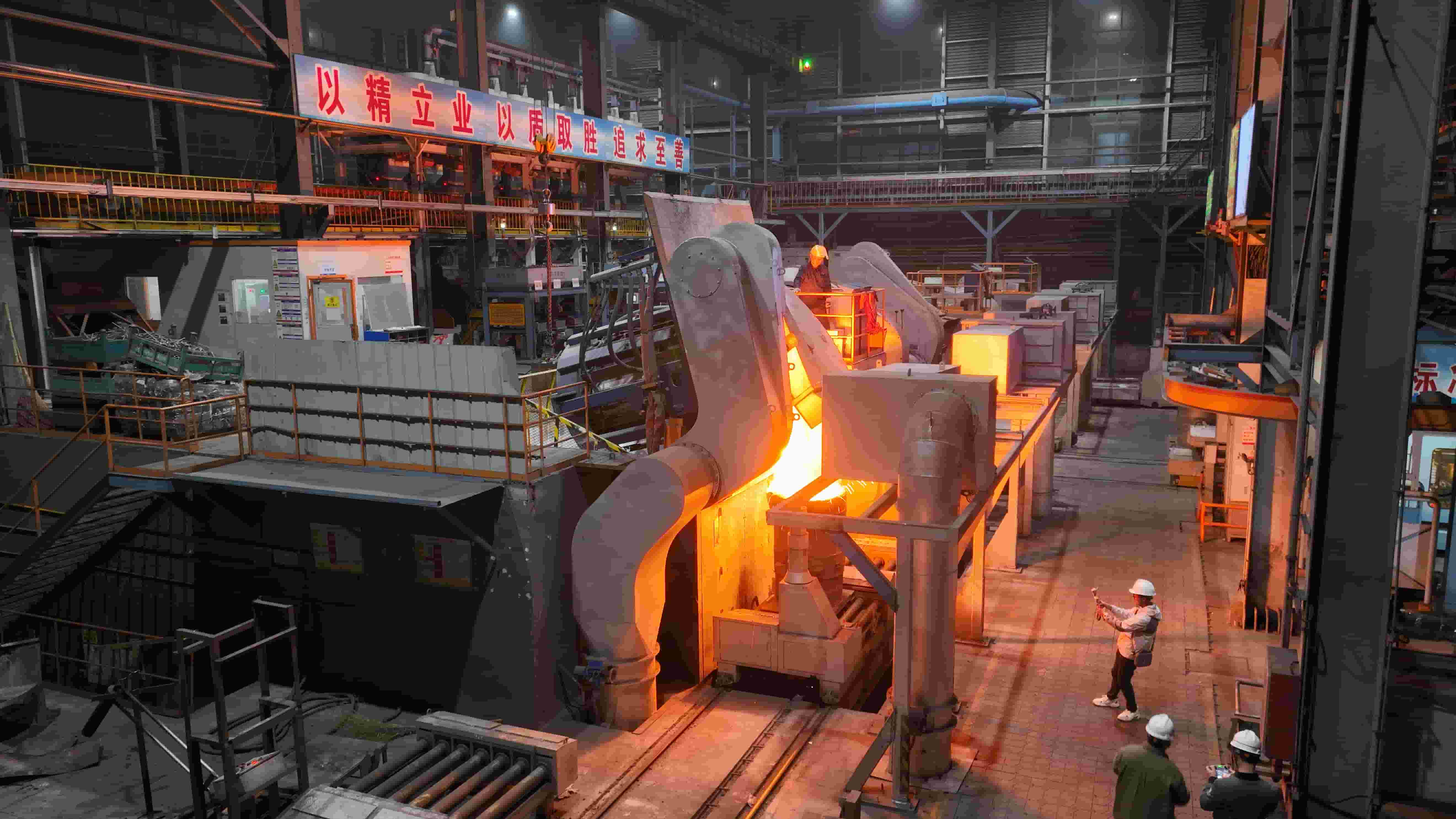 Which Tools Are Commonly Used in the Mining Industry for Crushing and Material Handling?